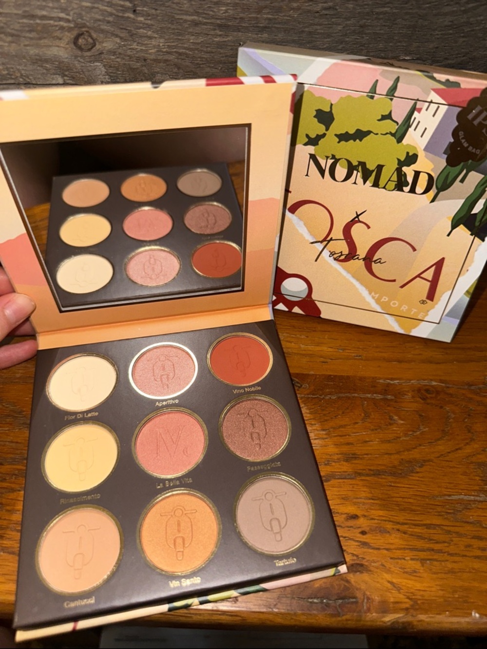 Nomad Eyeshadow Palette — Peach, Terracotta & Gold Neutrals